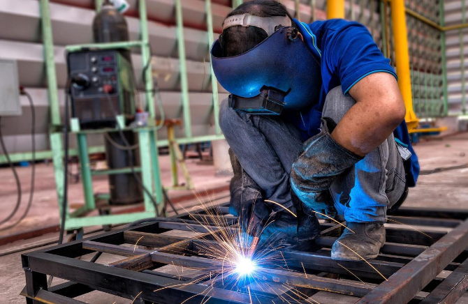 如何找正規(guī)的焊工培訓(xùn)中心